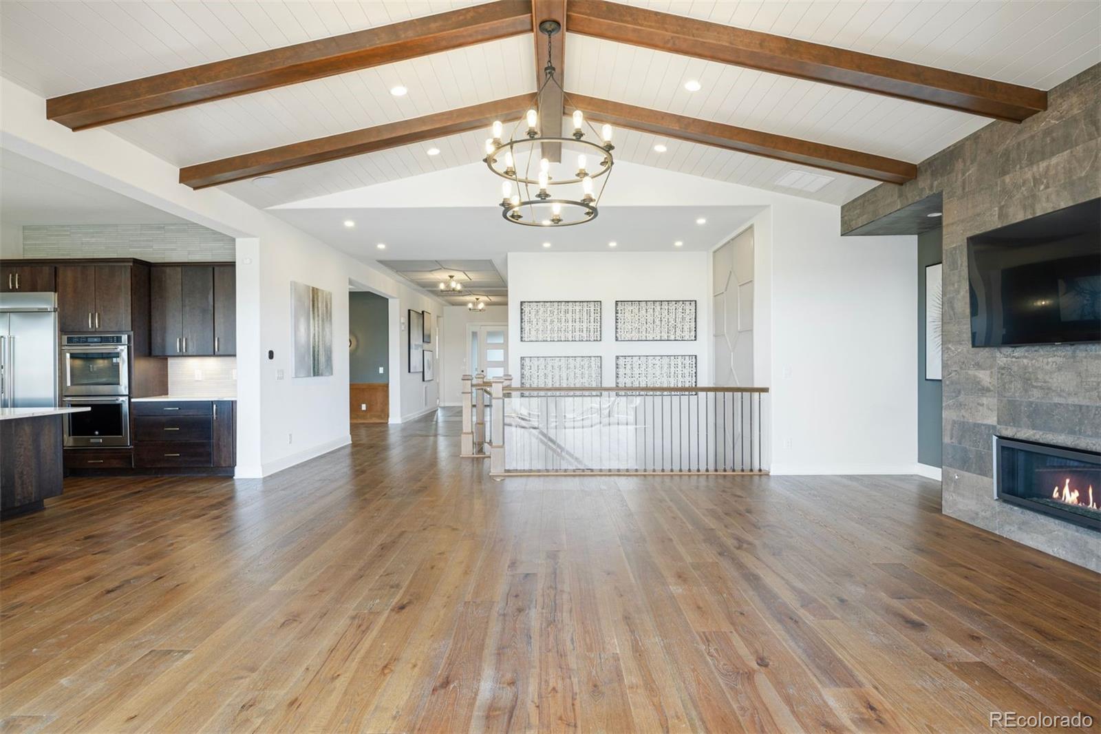 MLS Image #5 for 27381 e lakeview drive,aurora, Colorado
