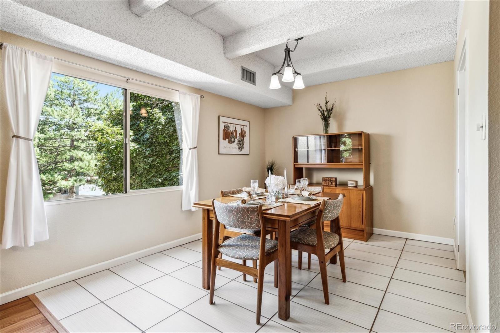 MLS Image #13 for 7877 e mississippi avenue,denver, Colorado