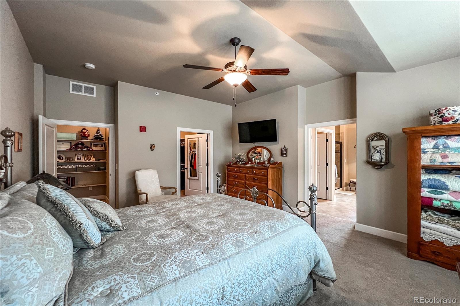 MLS Image #20 for 1379  charles ,longmont, Colorado
