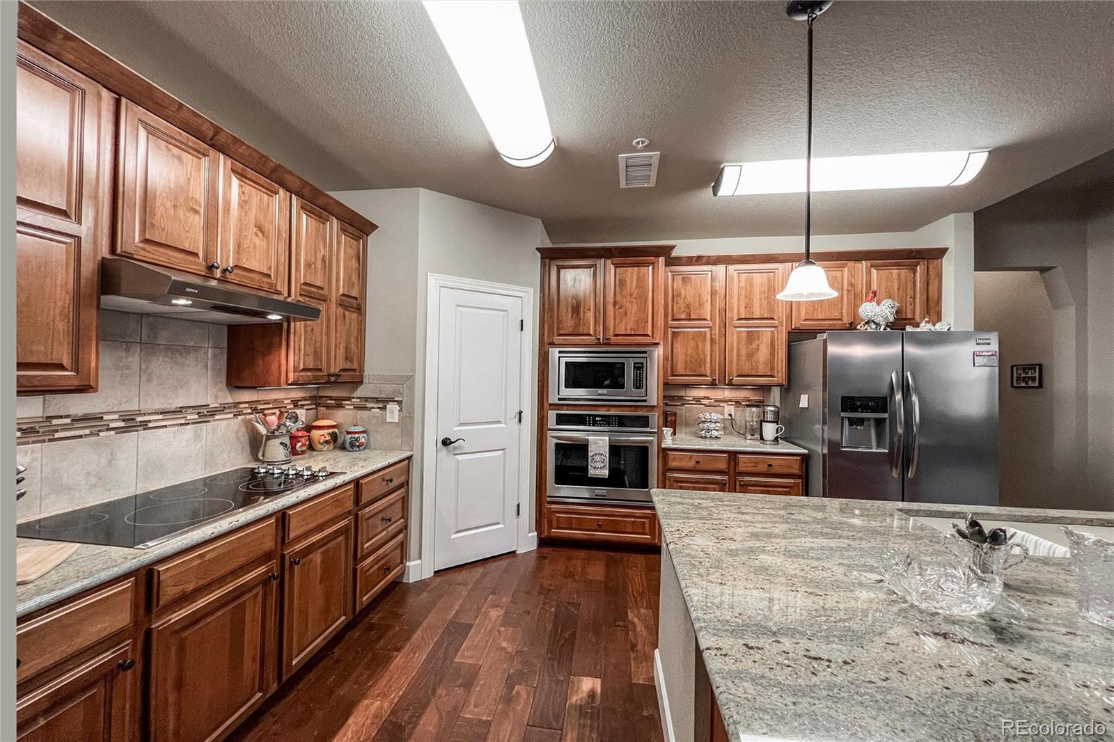 MLS Image #7 for 1379  charles ,longmont, Colorado