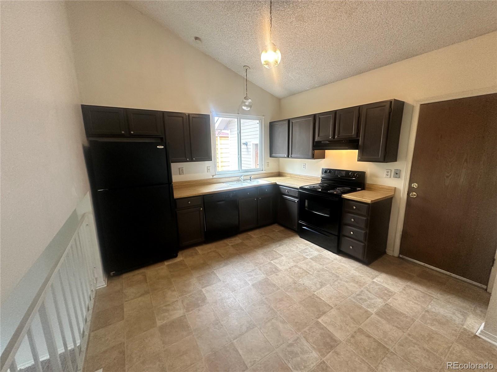 MLS Image #3 for 19351 e purdue circle,aurora, Colorado