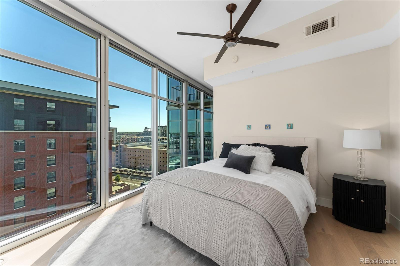 MLS Image #16 for 1700  bassett street,denver, Colorado