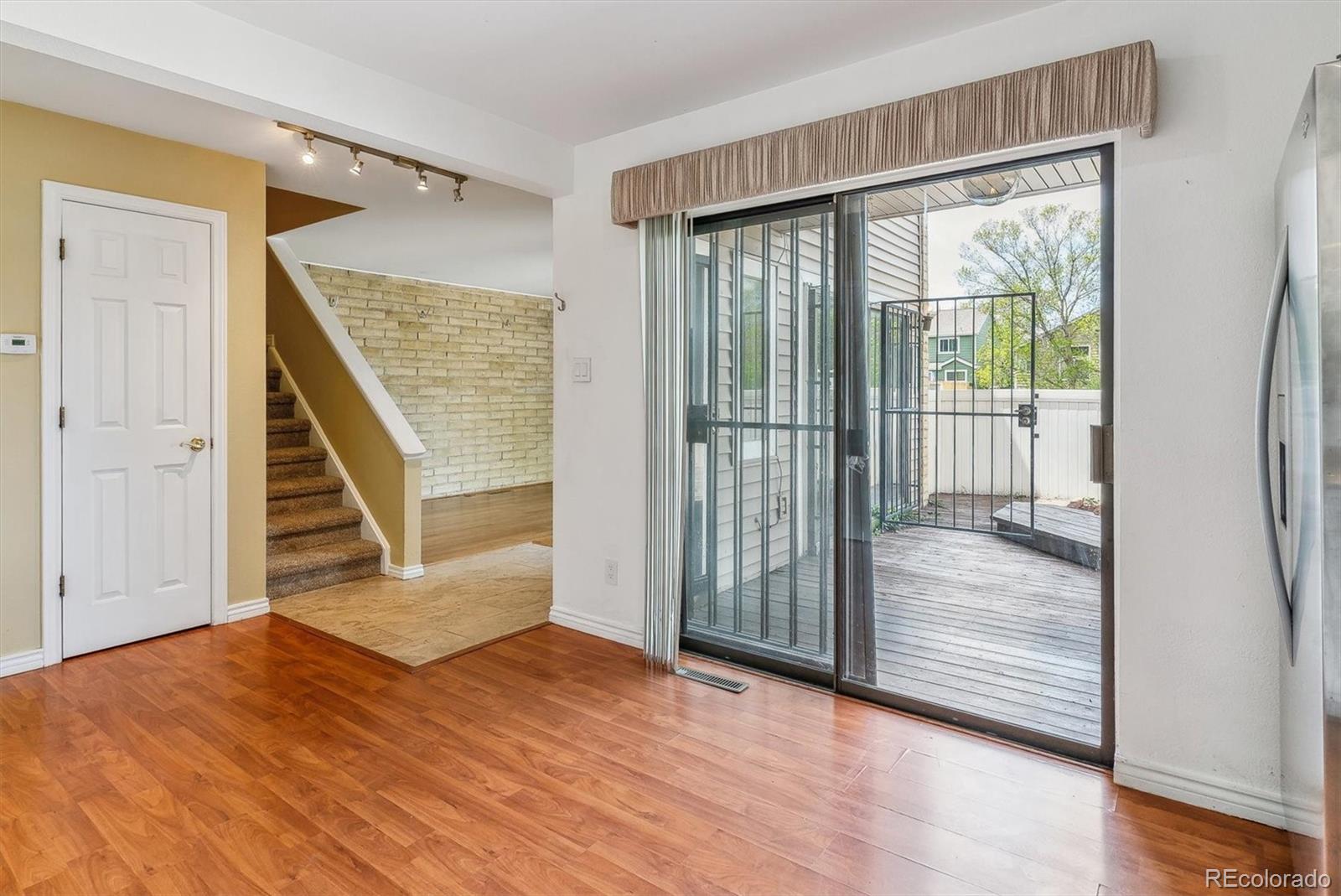 MLS Image #8 for 1160 s clinton street,denver, Colorado
