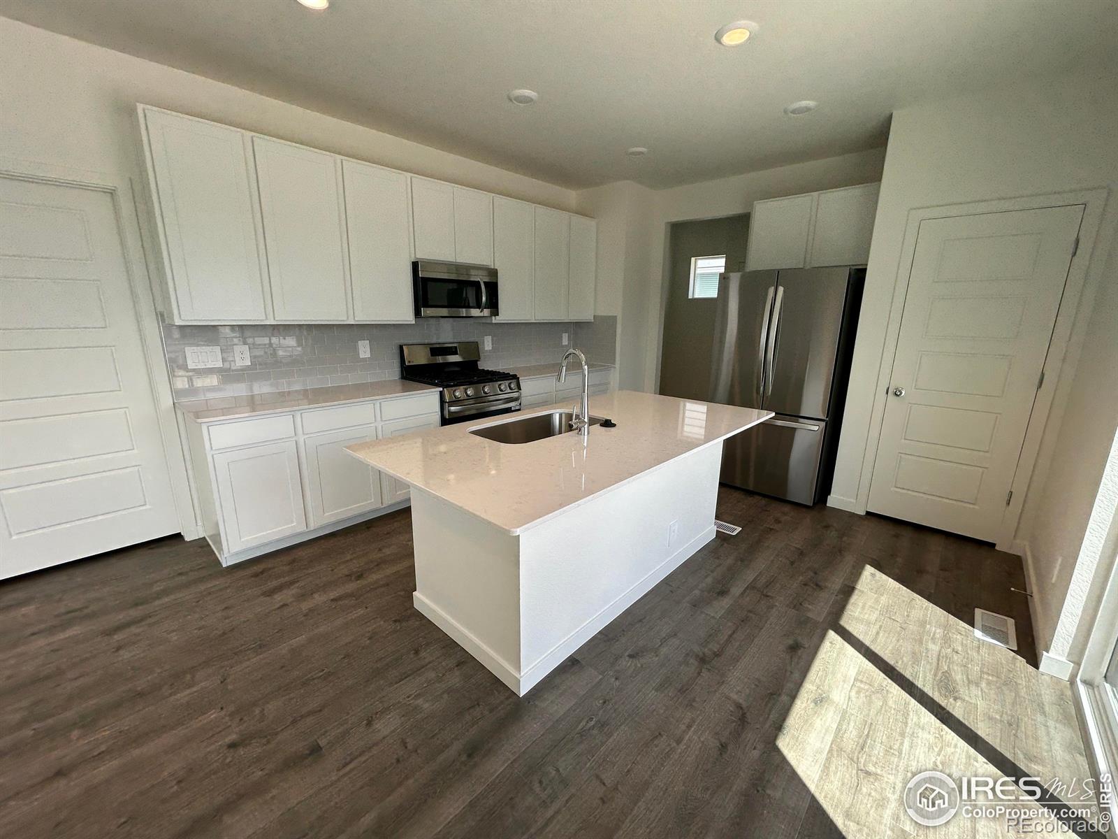 MLS Image #3 for 3732  kenai street,evans, Colorado