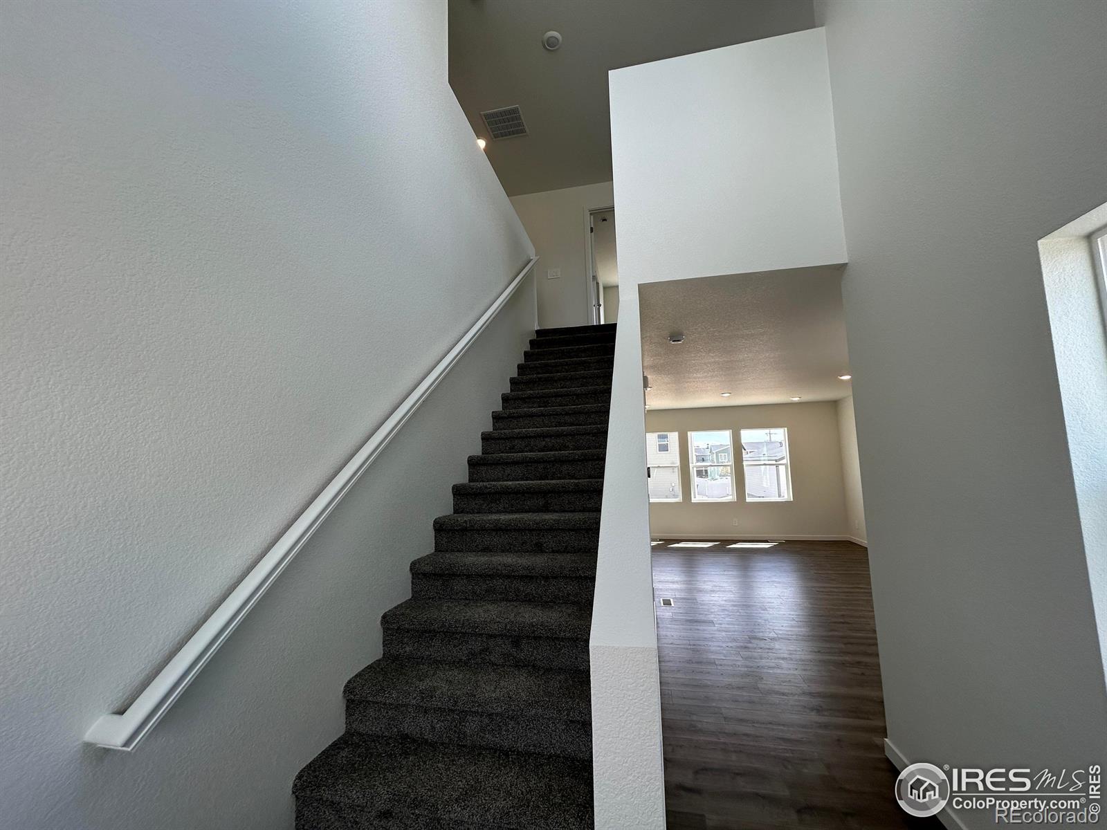 MLS Image #5 for 3732  kenai street,evans, Colorado
