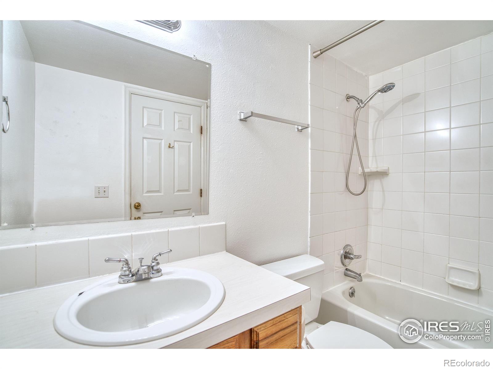 MLS Image #14 for 607  5th street,frederick, Colorado