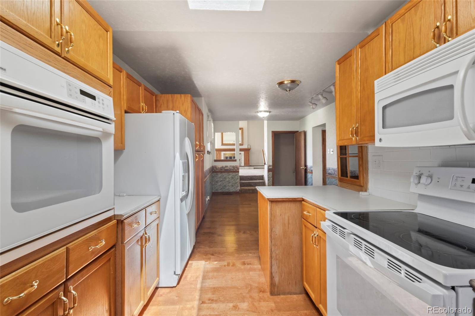 MLS Image #13 for 1400 s knox court,denver, Colorado