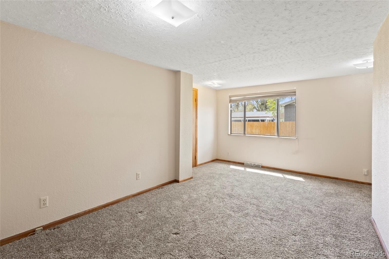 MLS Image #16 for 1400 s knox court,denver, Colorado