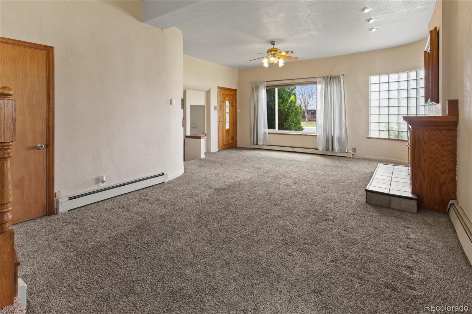 MLS Image #21 for 1400 s knox court,denver, Colorado