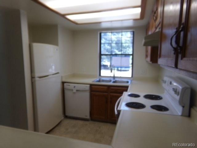 MLS Image #3 for 453 s kittredge street,aurora, Colorado