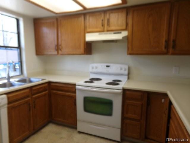 MLS Image #5 for 453 s kittredge street,aurora, Colorado