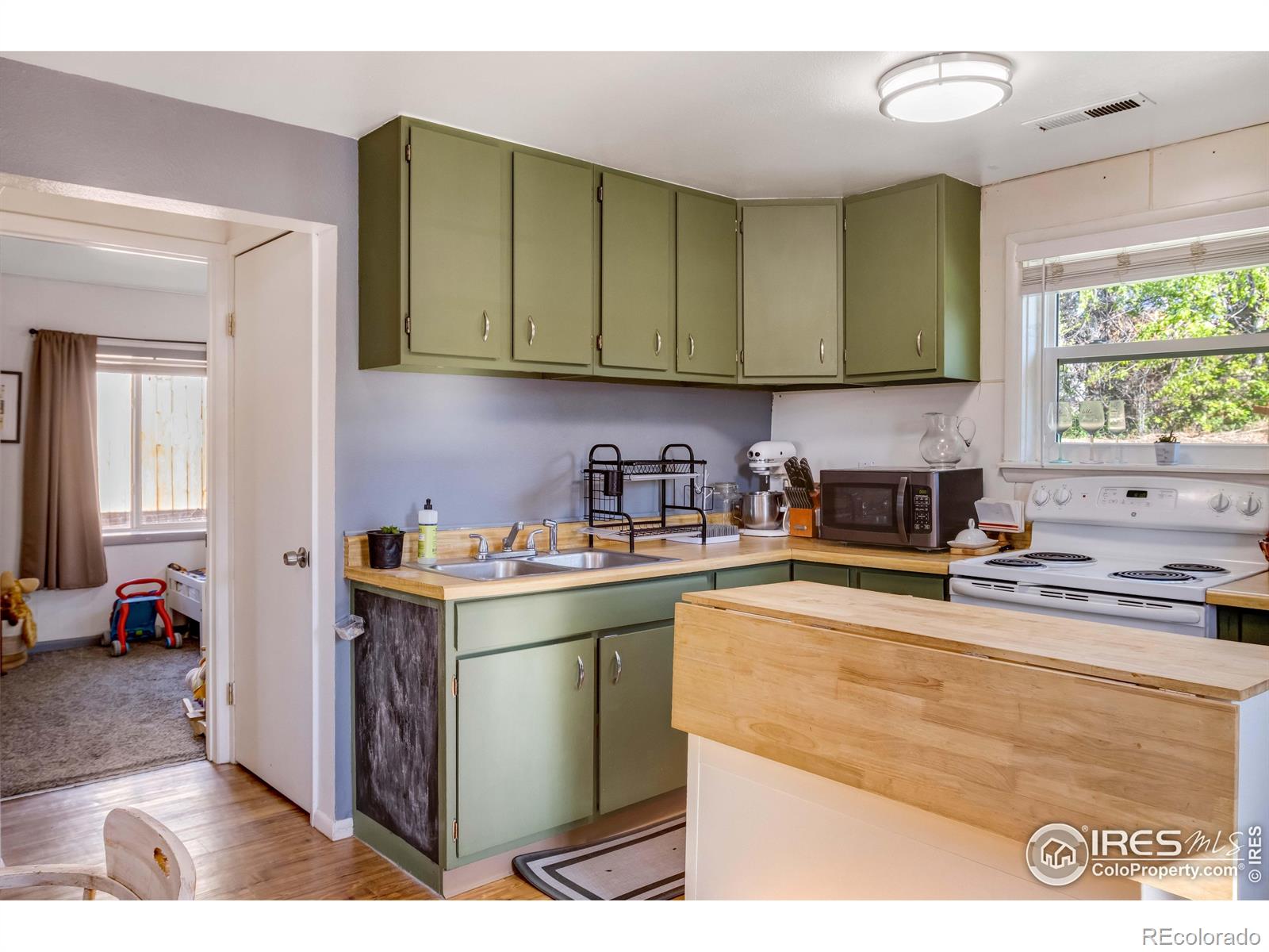 MLS Image #4 for 101 w 1st street,loveland, Colorado