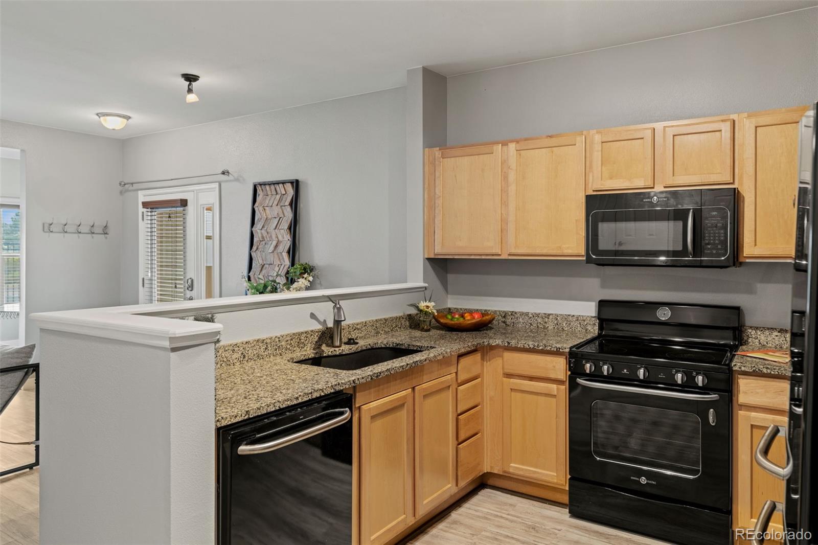 MLS Image #11 for 18601 e water drive,aurora, Colorado