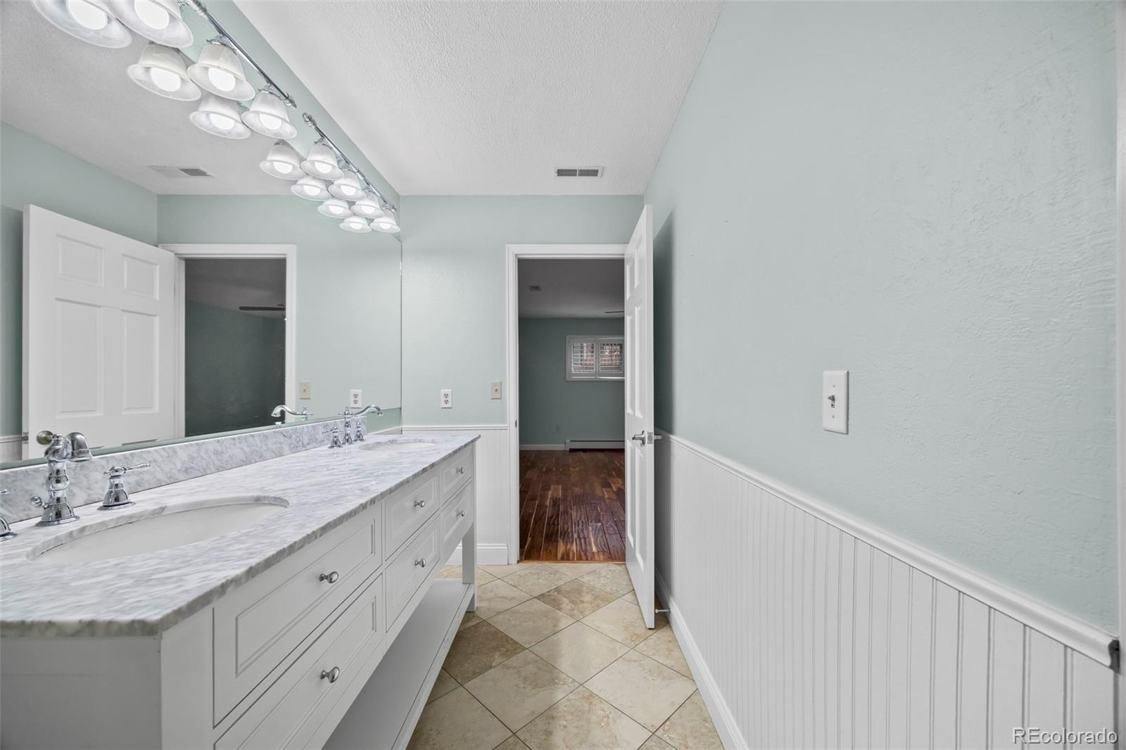 MLS Image #26 for 37 e 14th place,broomfield, Colorado