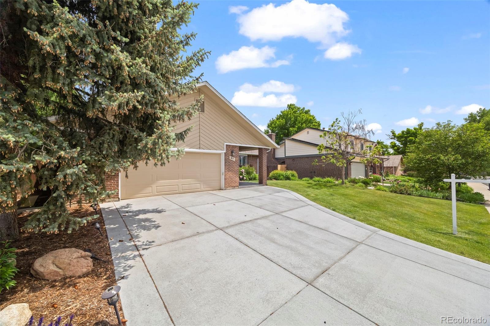MLS Image #3 for 37 e 14th place,broomfield, Colorado