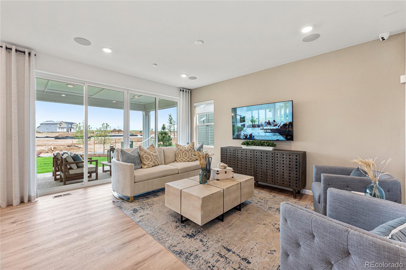 MLS Image #12 for 3331 n buchanan way,aurora, Colorado