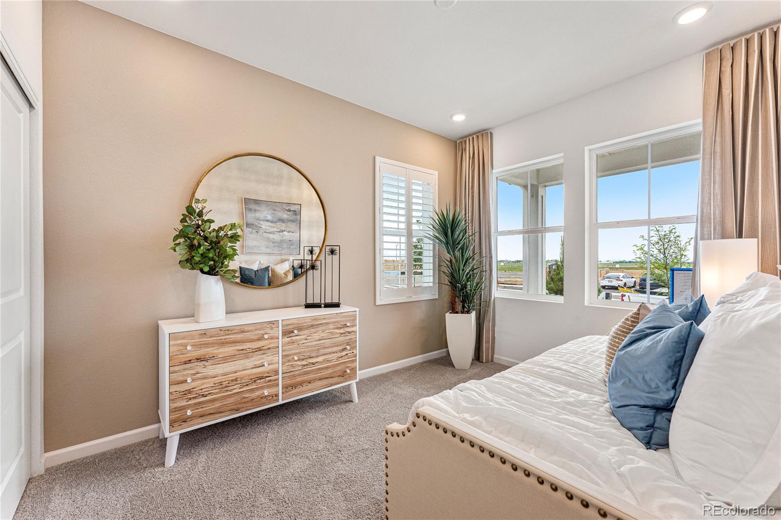 MLS Image #17 for 3331 n buchanan way,aurora, Colorado