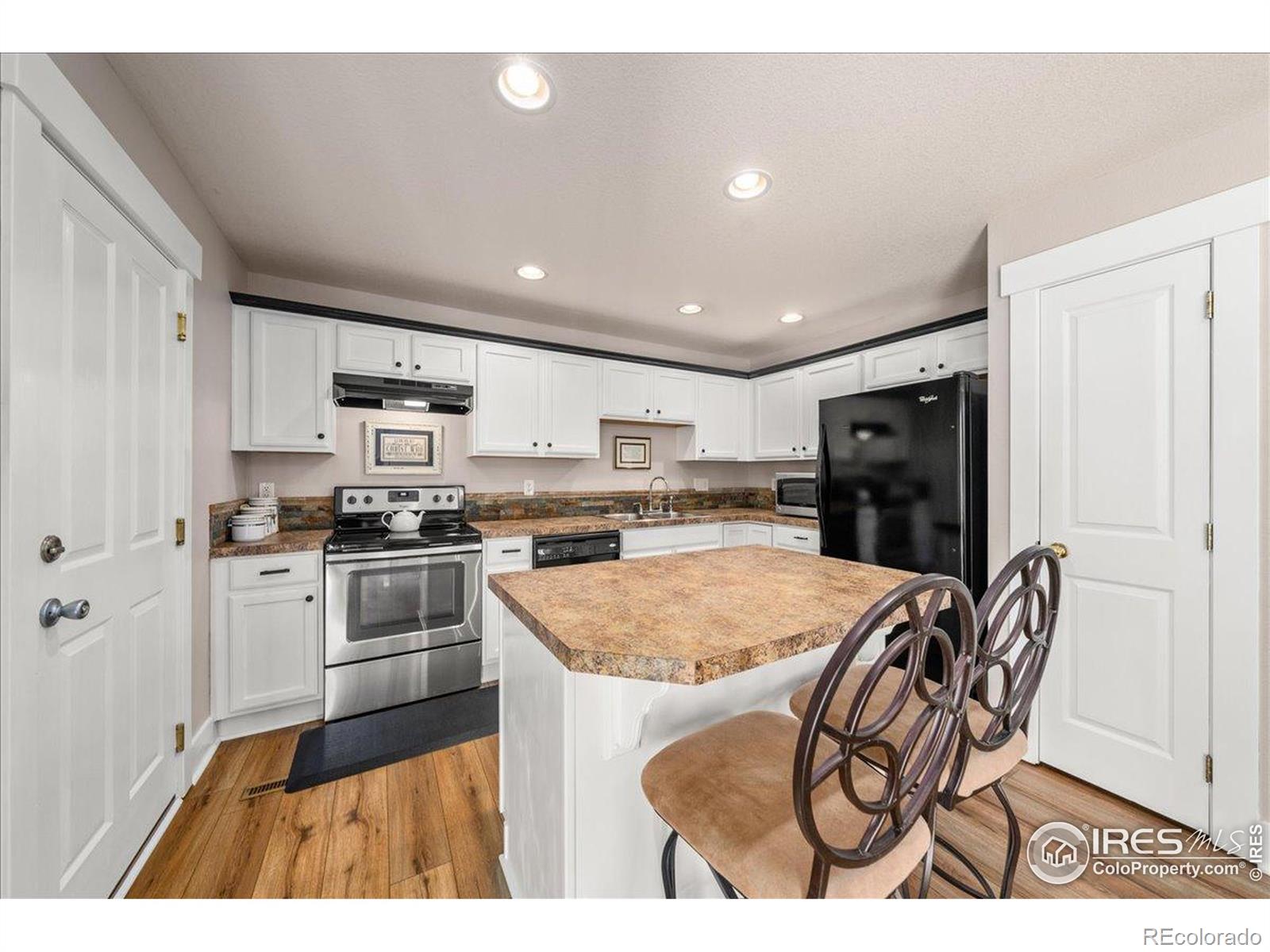 MLS Image #5 for 1996  windom place,loveland, Colorado