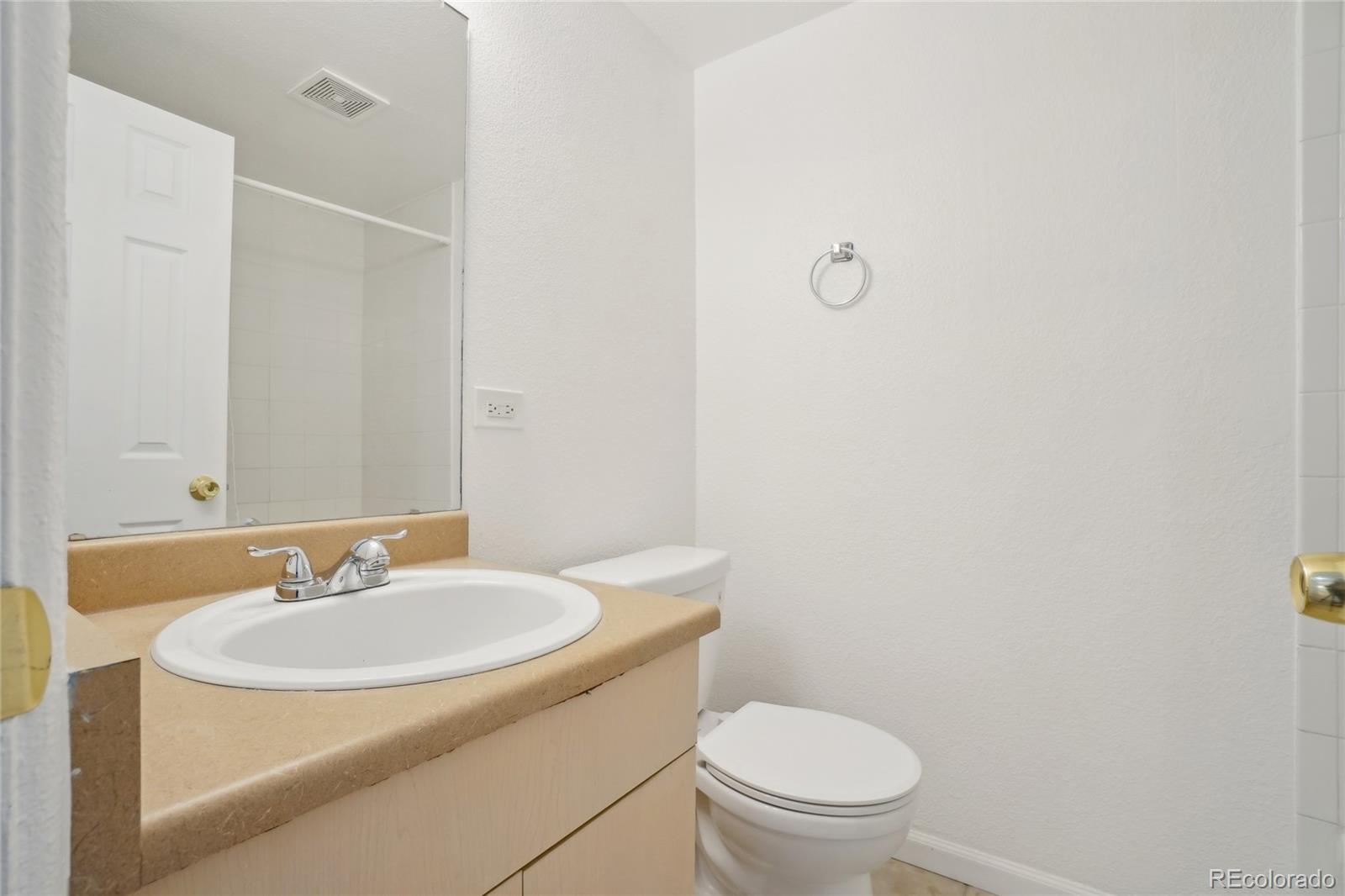 MLS Image #13 for 250 n pearl street,denver, Colorado