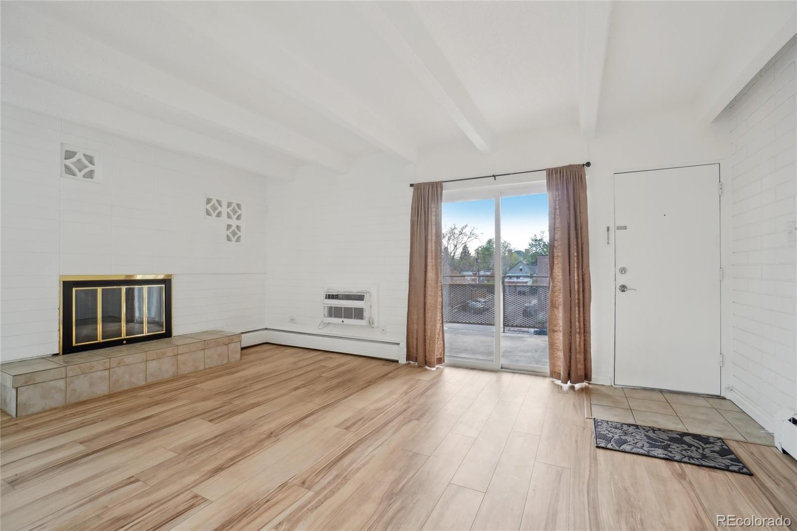 MLS Image #6 for 250 n pearl street,denver, Colorado