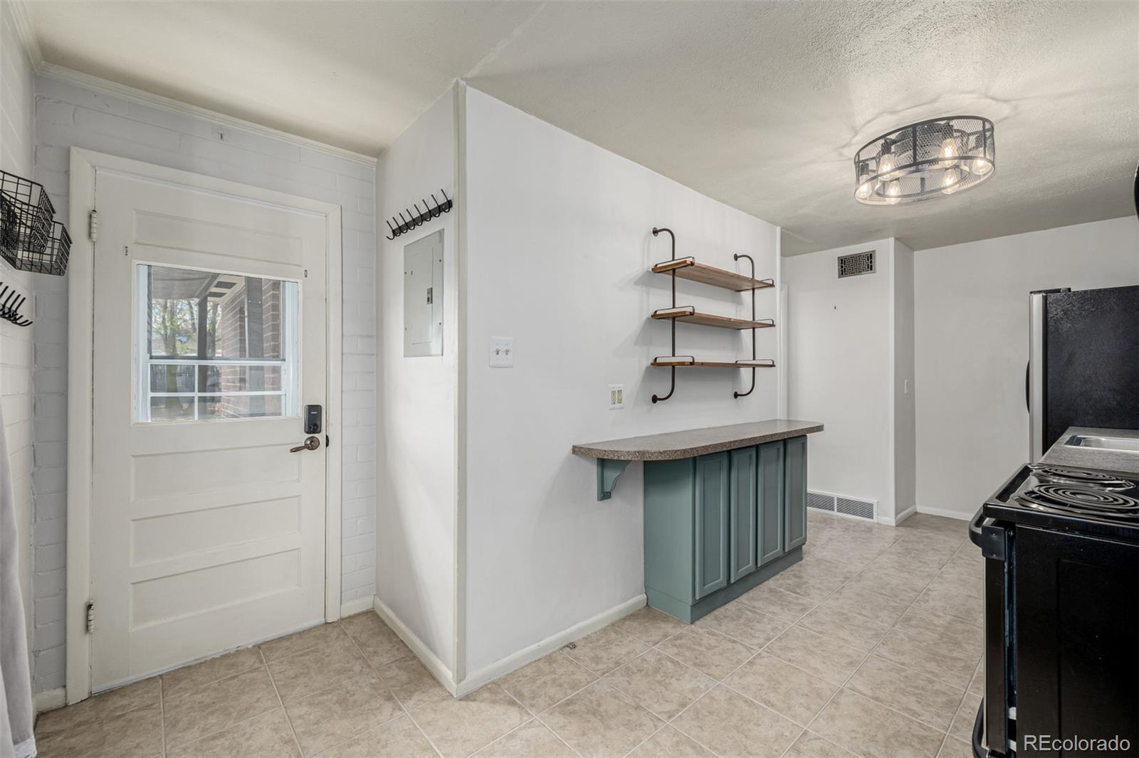 MLS Image #11 for 6005 w 39th avenue,wheat ridge, Colorado