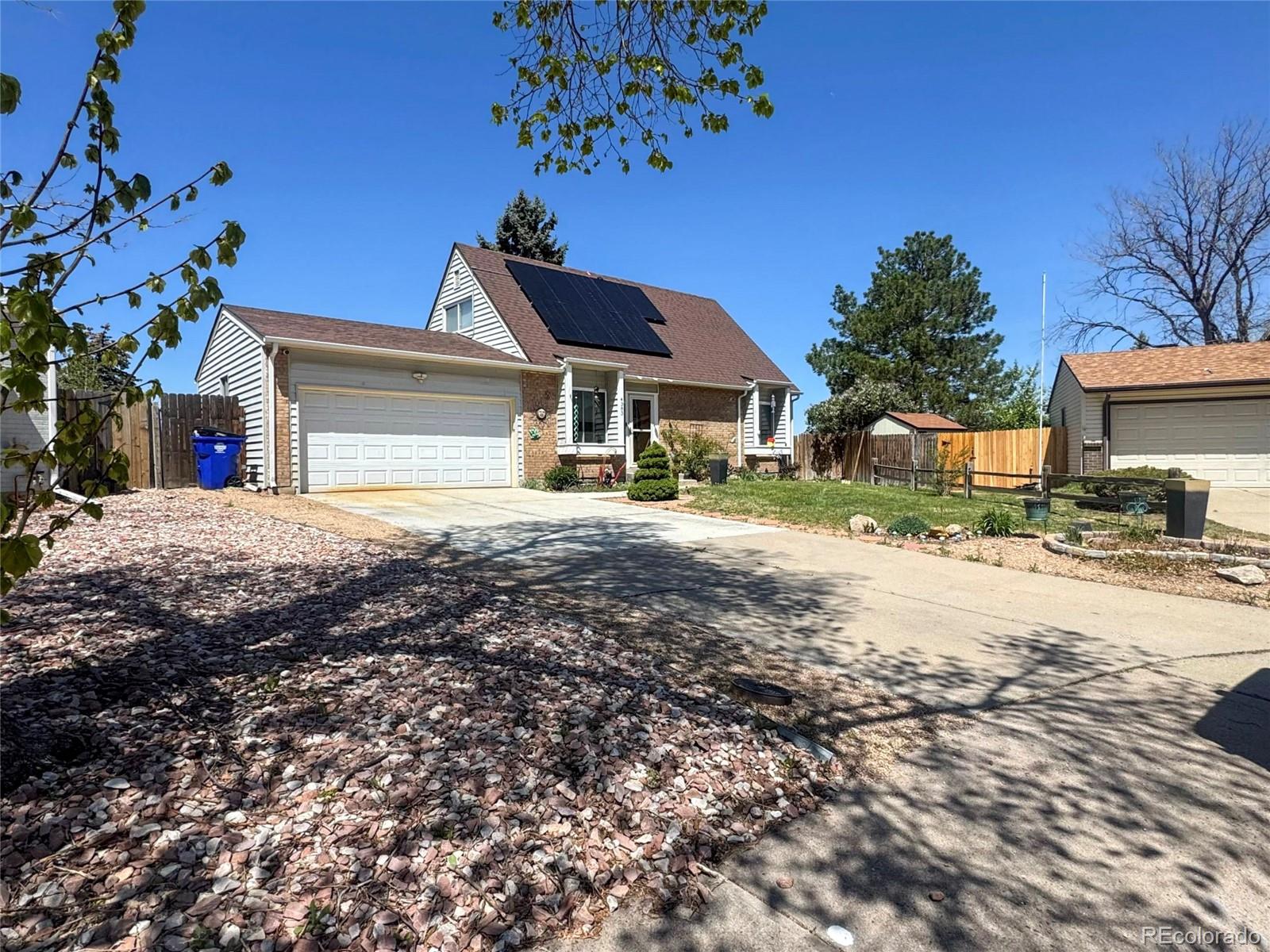 MLS Image #2 for 4383 s eagle circle,aurora, Colorado