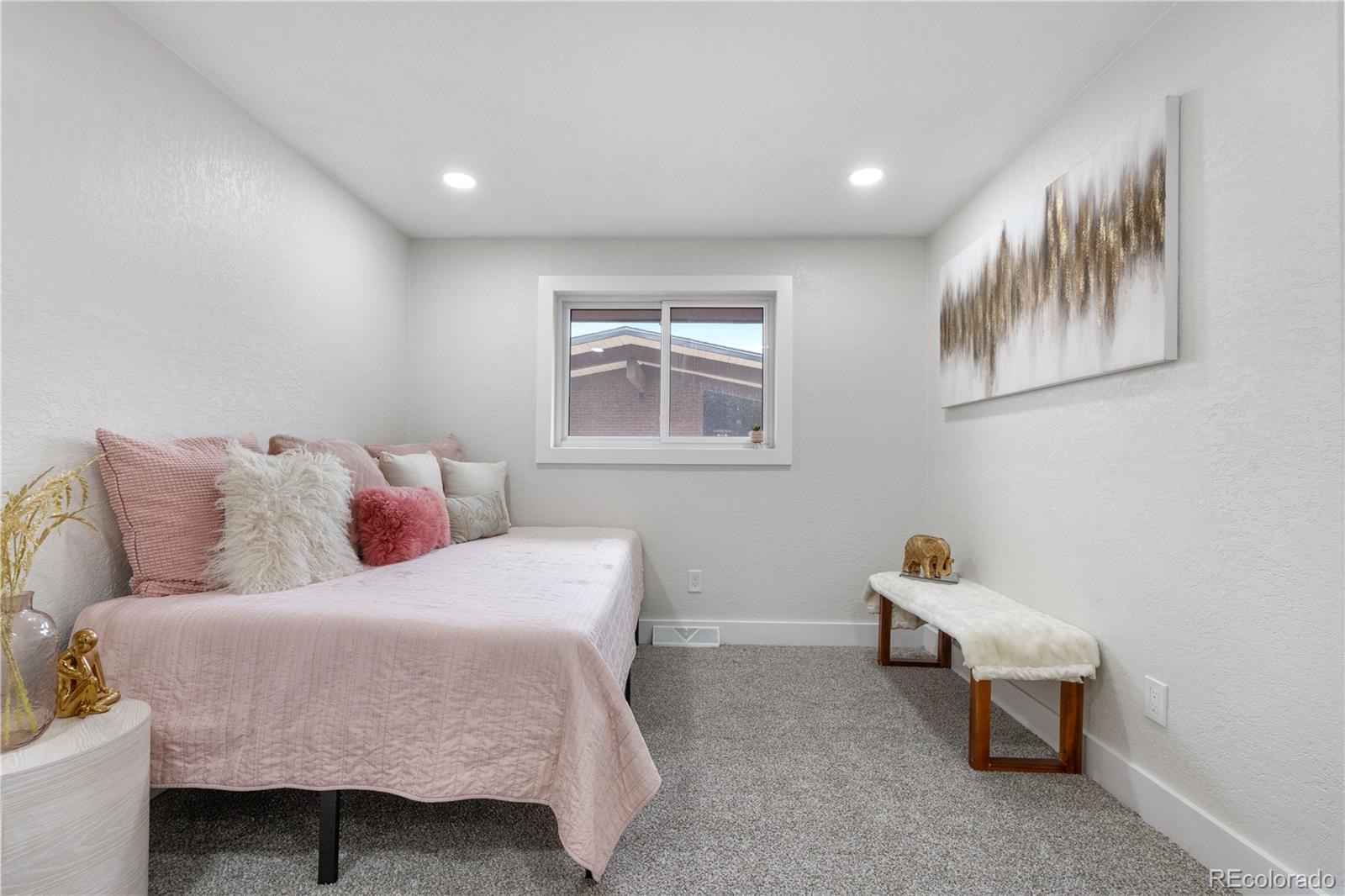 MLS Image #30 for 2320 s valley highway,denver, Colorado