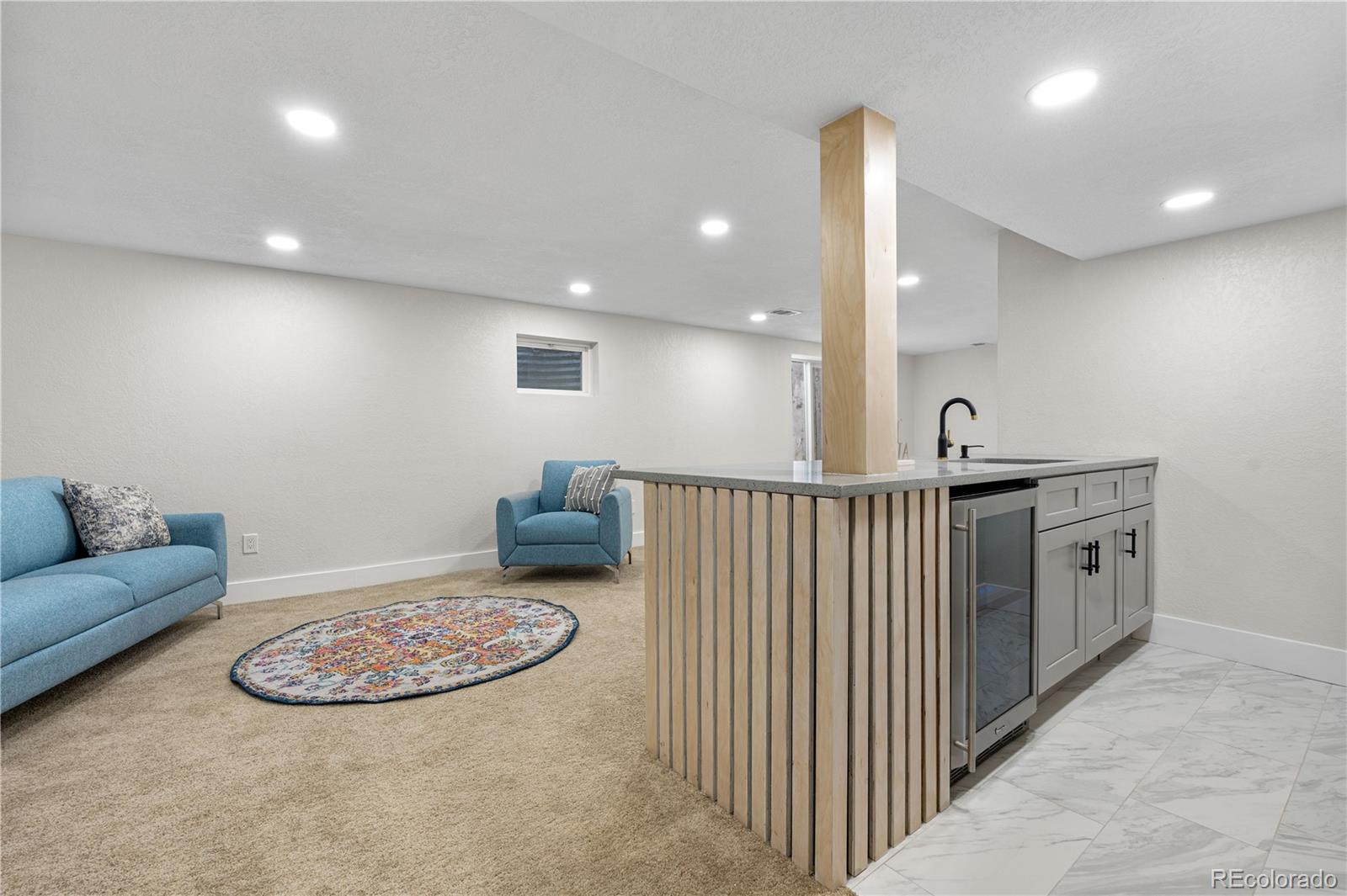 MLS Image #33 for 2320 s valley highway,denver, Colorado