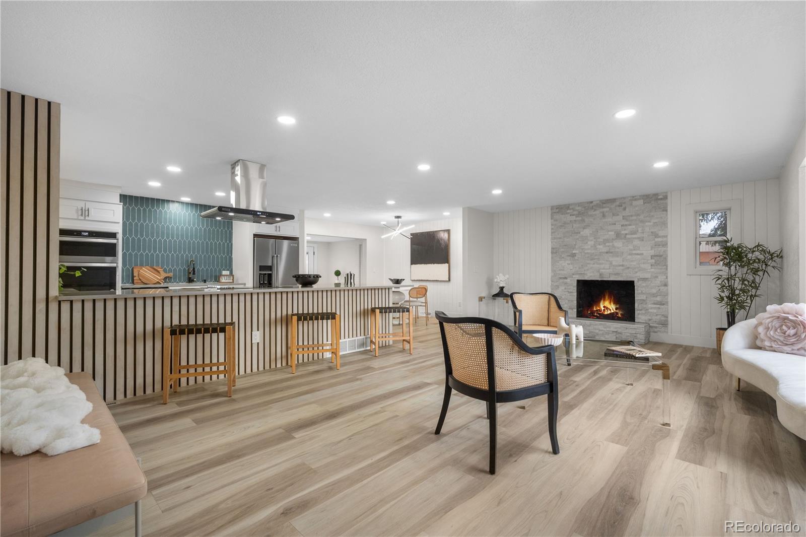 MLS Image #6 for 2320 s valley highway,denver, Colorado