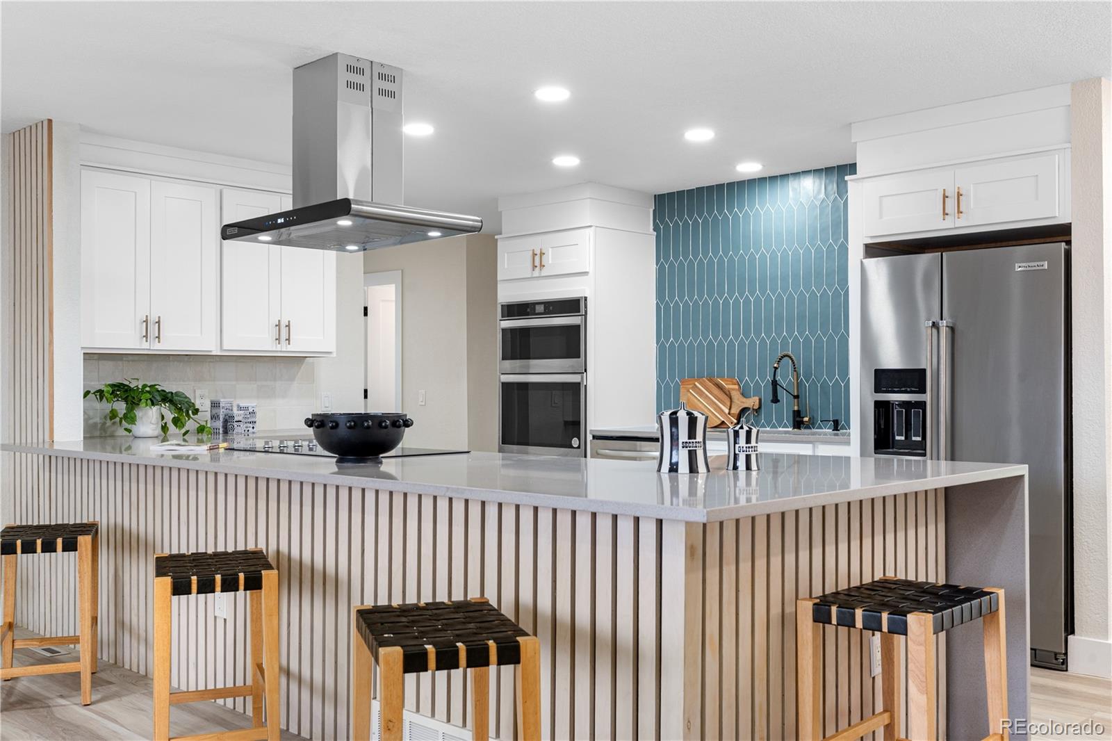 MLS Image #9 for 2320 s valley highway,denver, Colorado