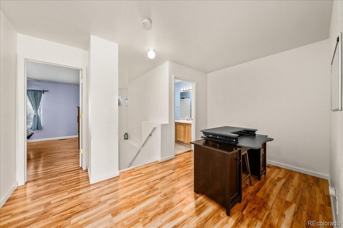 MLS Image #12 for 21562 e 47th avenue,denver, Colorado