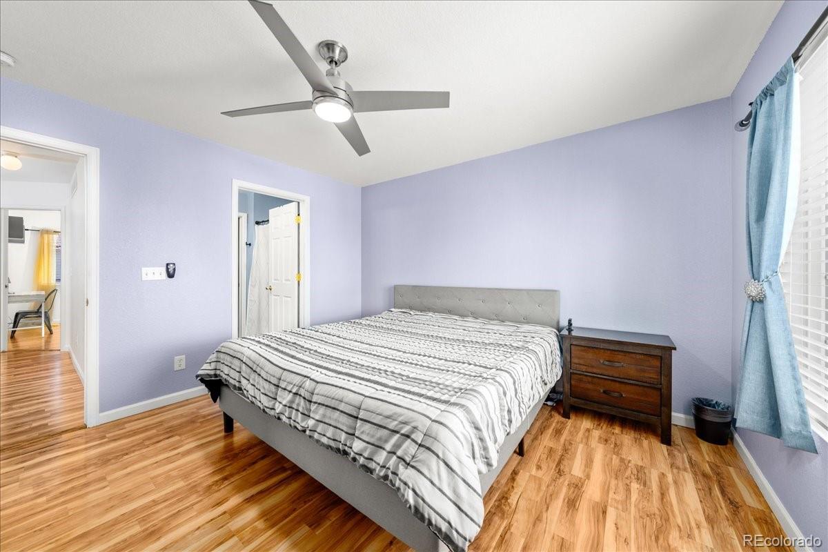 MLS Image #13 for 21562 e 47th avenue,denver, Colorado