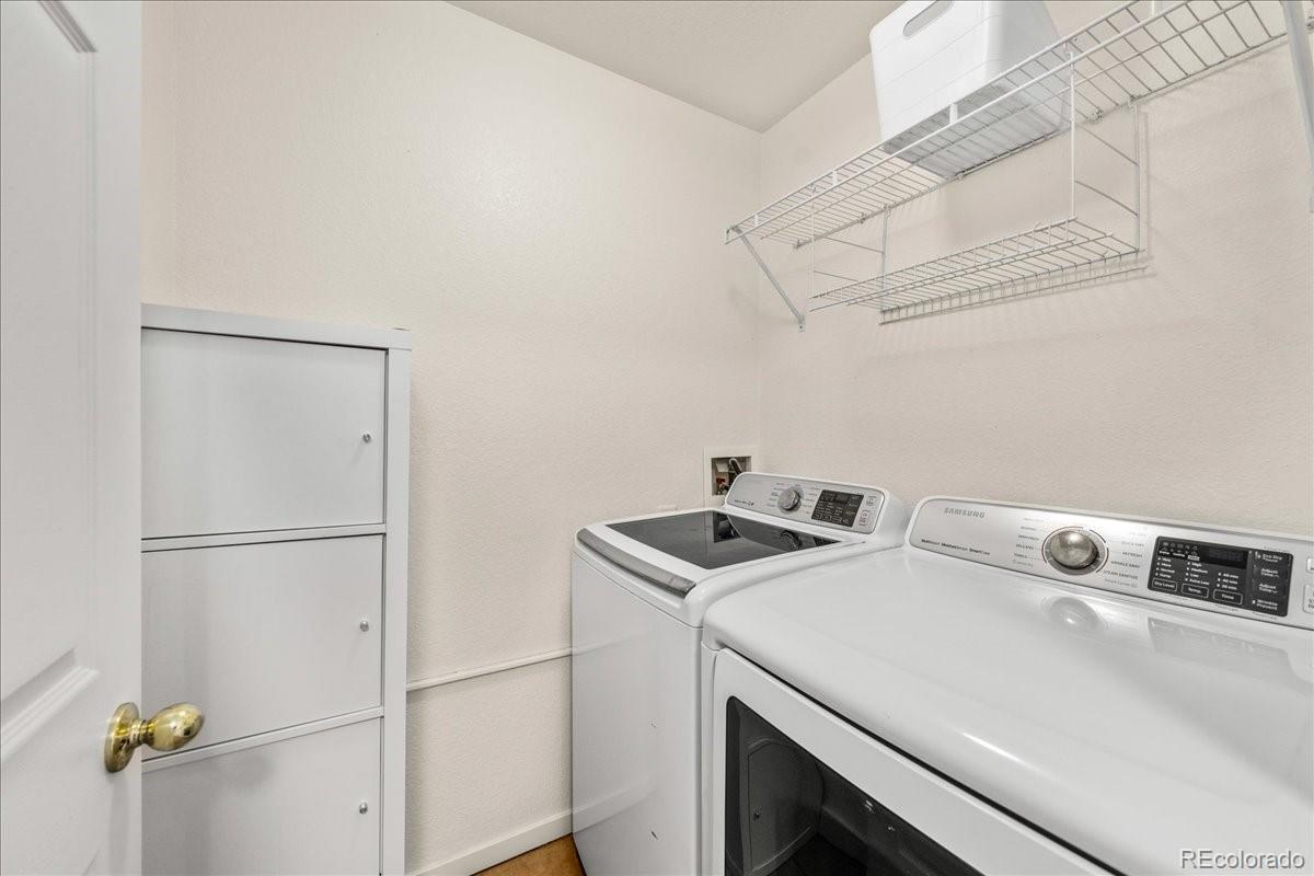 MLS Image #9 for 21562 e 47th avenue,denver, Colorado