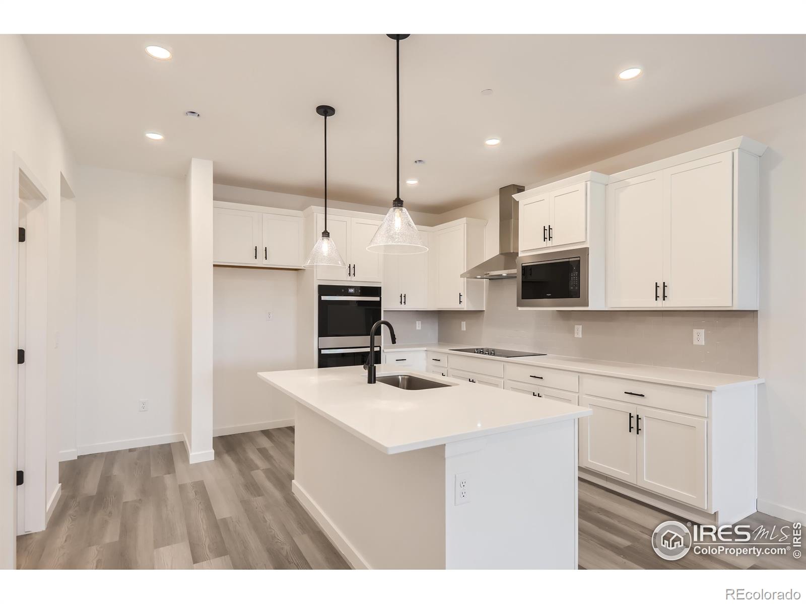 MLS Image #11 for 2732  bear springs circle,longmont, Colorado