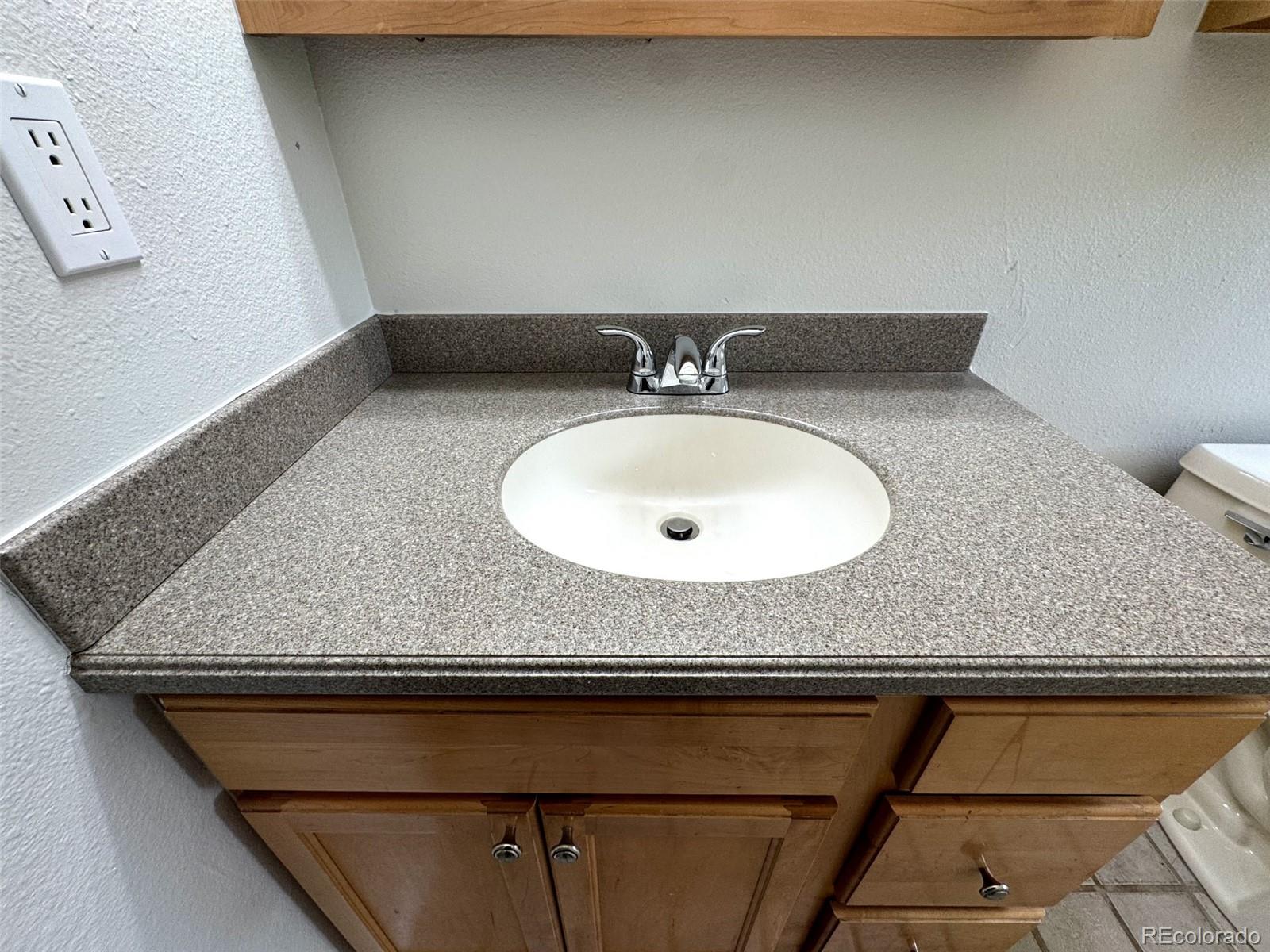 MLS Image #20 for 2991 s whiting way,denver, Colorado