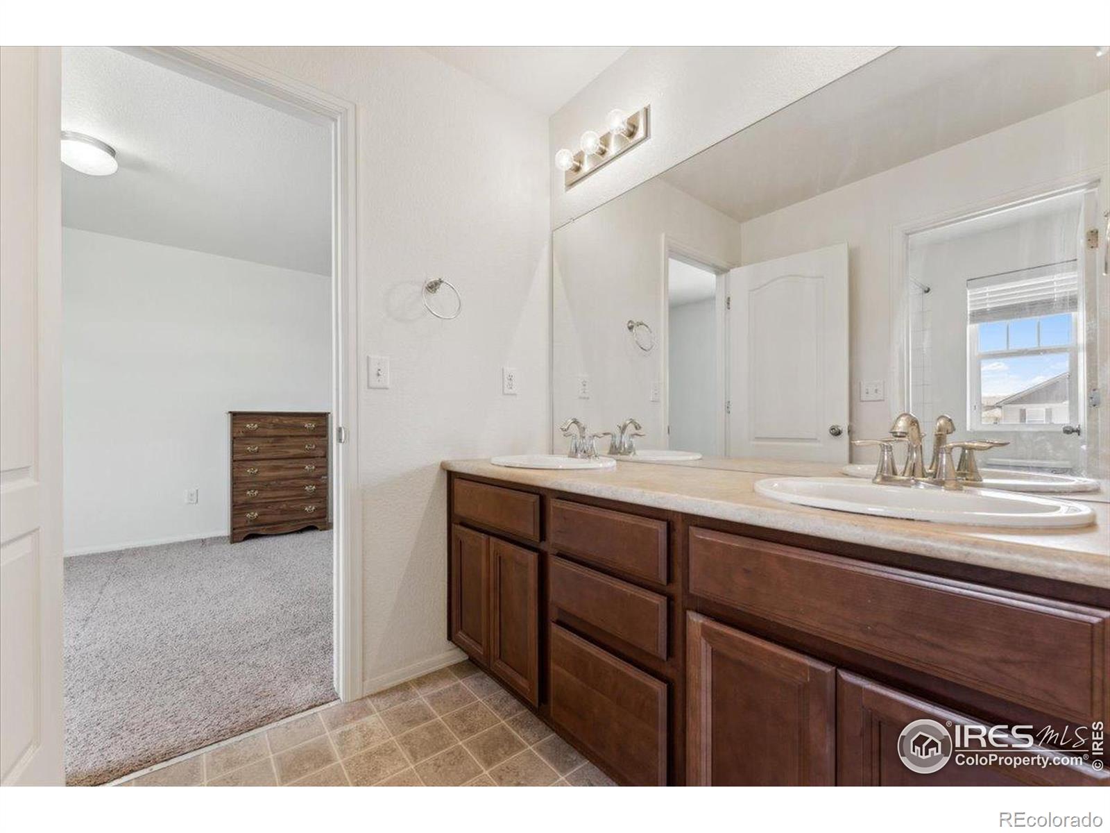 MLS Image #12 for 1736  trevor court,longmont, Colorado