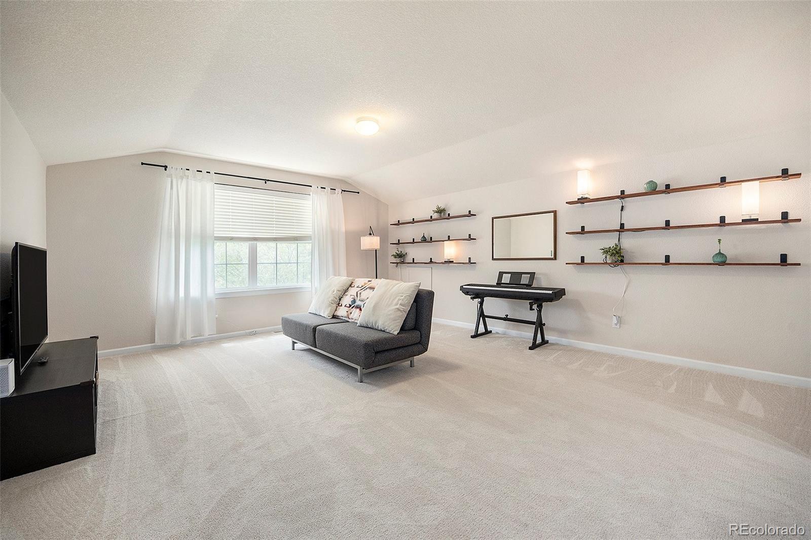 MLS Image #10 for 6092 s ouray street,aurora, Colorado