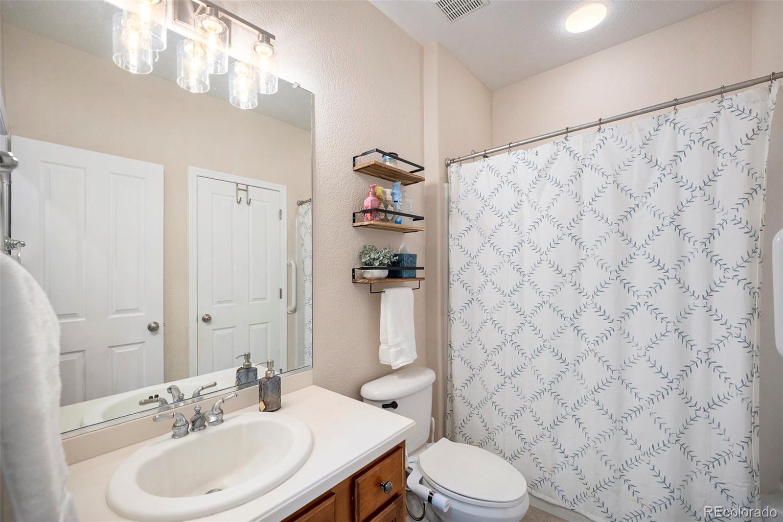 MLS Image #23 for 6092 s ouray street,aurora, Colorado