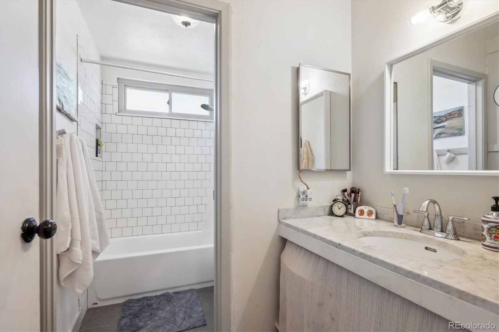 MLS Image #14 for 16046 e ithaca place,aurora, Colorado