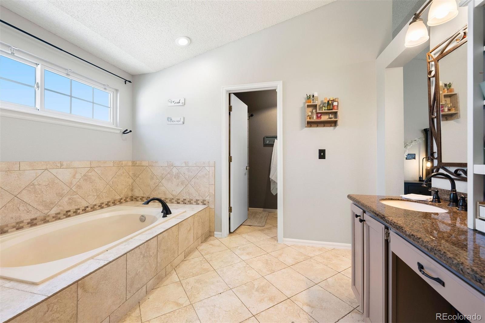 MLS Image #27 for 8288 w chestnut avenue,littleton, Colorado