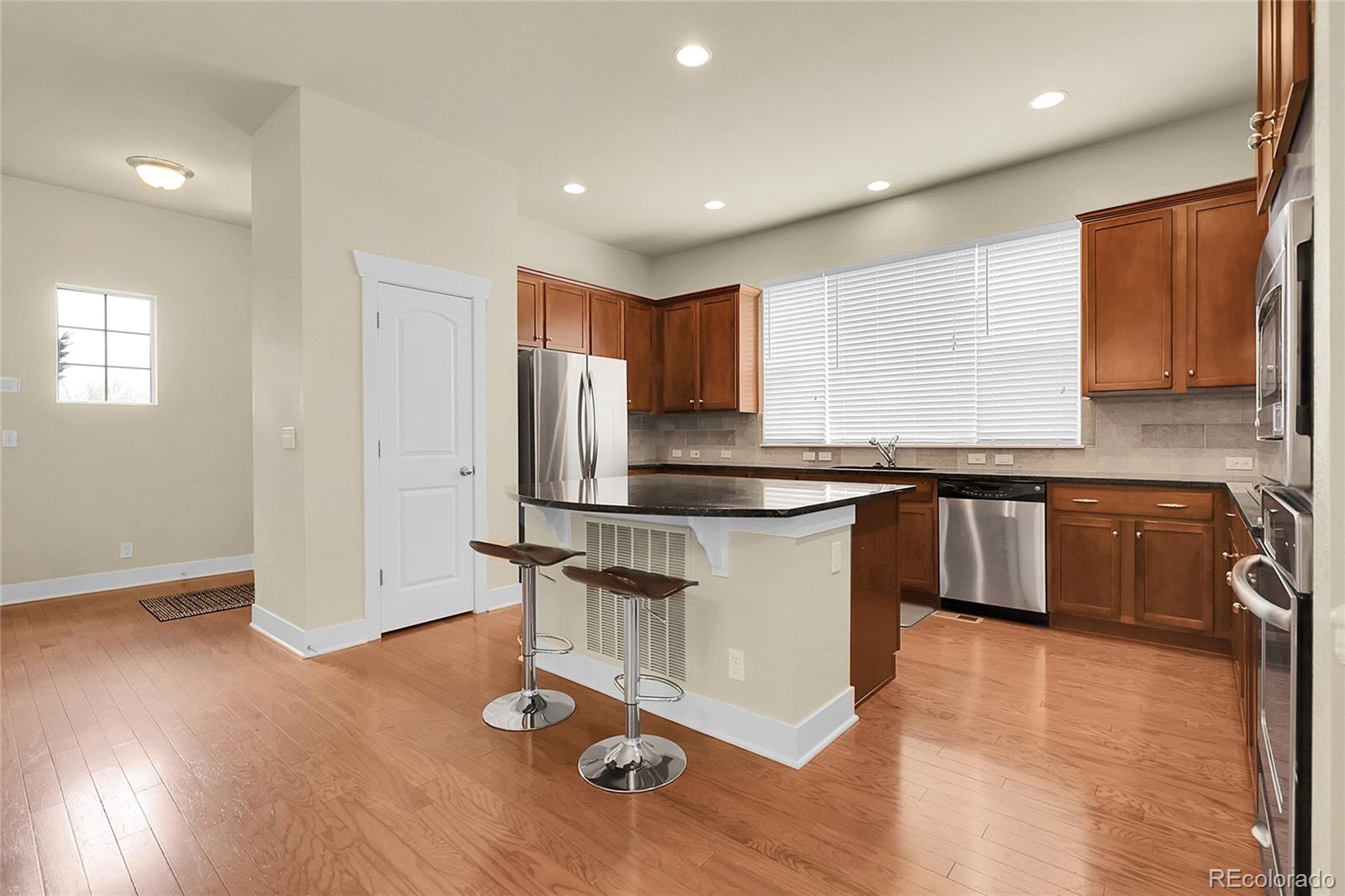 MLS Image #8 for 368  dallas street,denver, Colorado