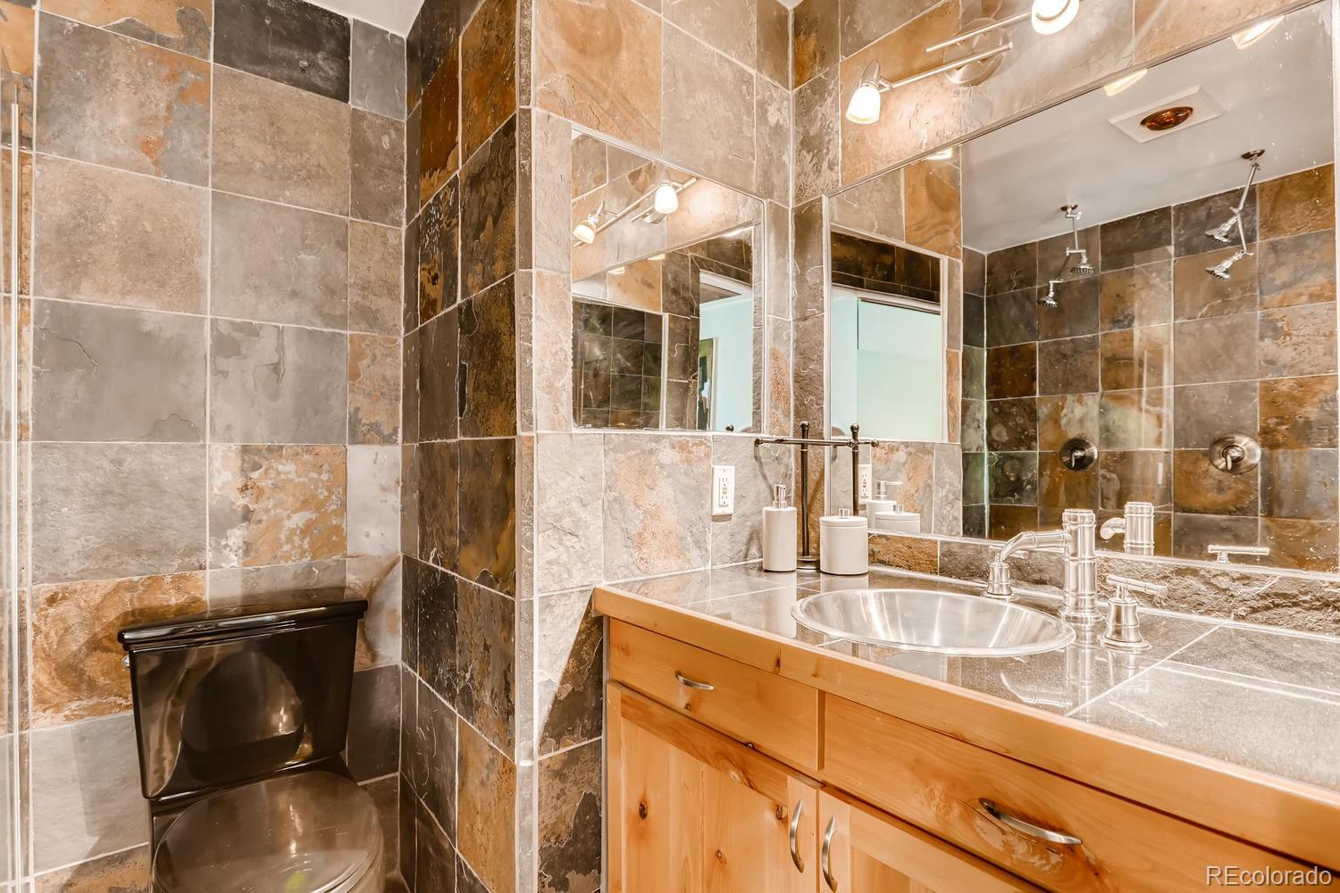 MLS Image #16 for 2300  lodge pole circle,silverthorne, Colorado