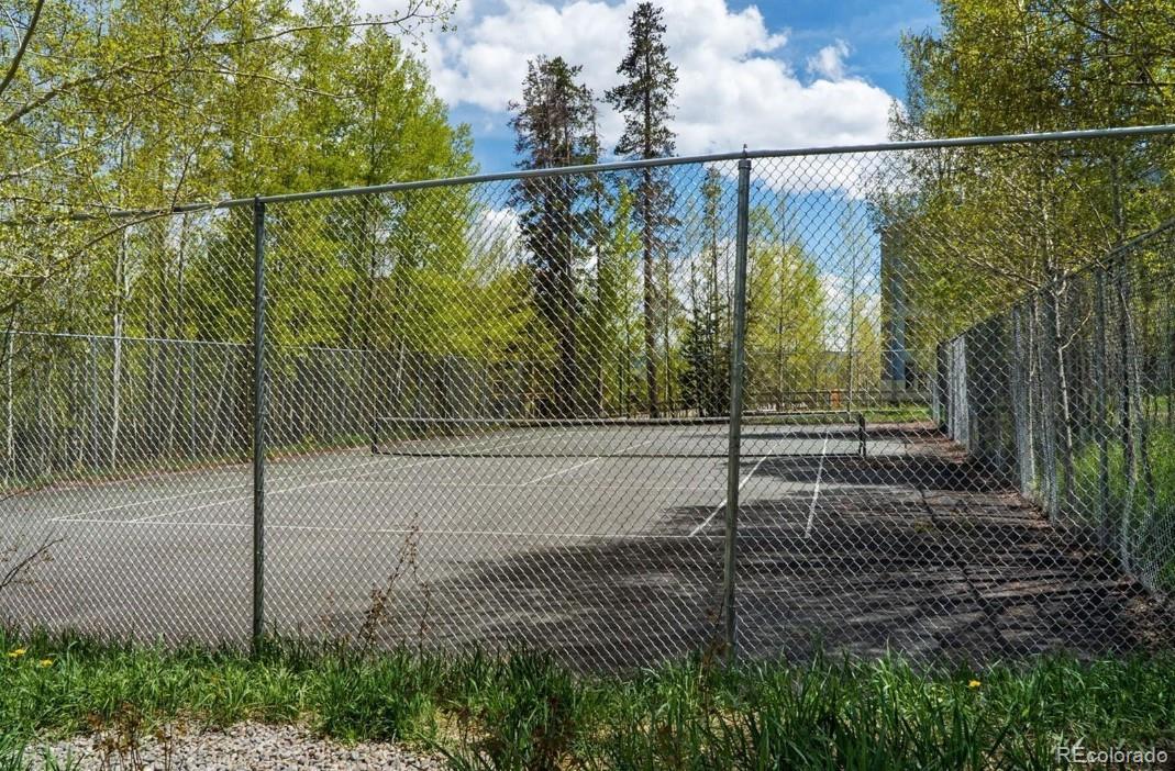 MLS Image #31 for 2300  lodge pole circle,silverthorne, Colorado