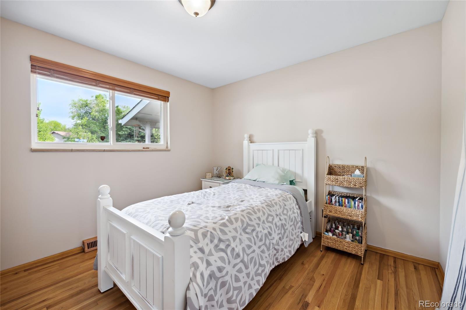 MLS Image #25 for 6013 s logan street,centennial, Colorado