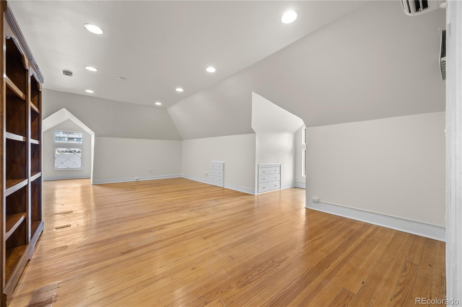 MLS Image #27 for 963 n lafayette street,denver, Colorado