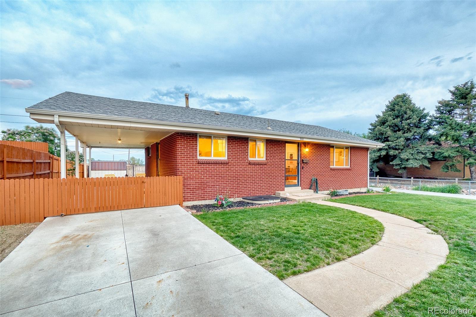 MLS Image #5 for 9100  yucca way,thornton, Colorado