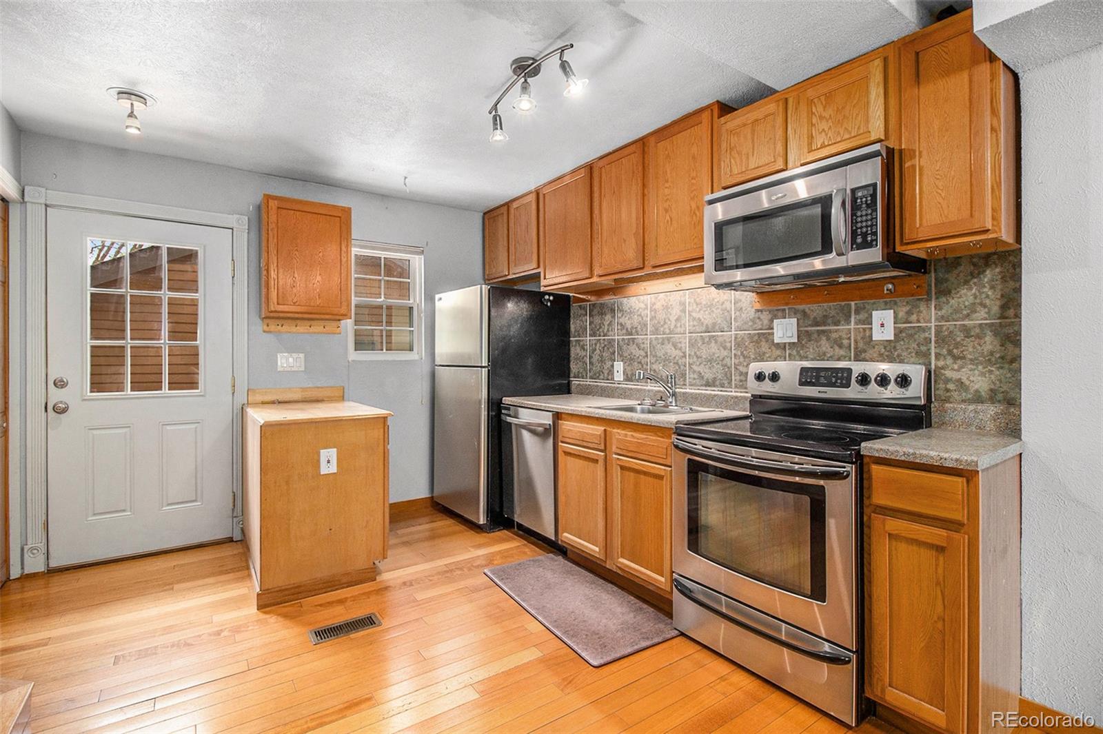 MLS Image #6 for 718  julian circle,lafayette, Colorado