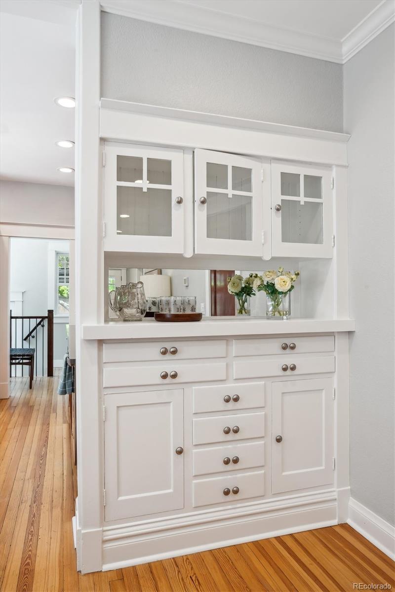 MLS Image #11 for 2683  bellaire street,denver, Colorado