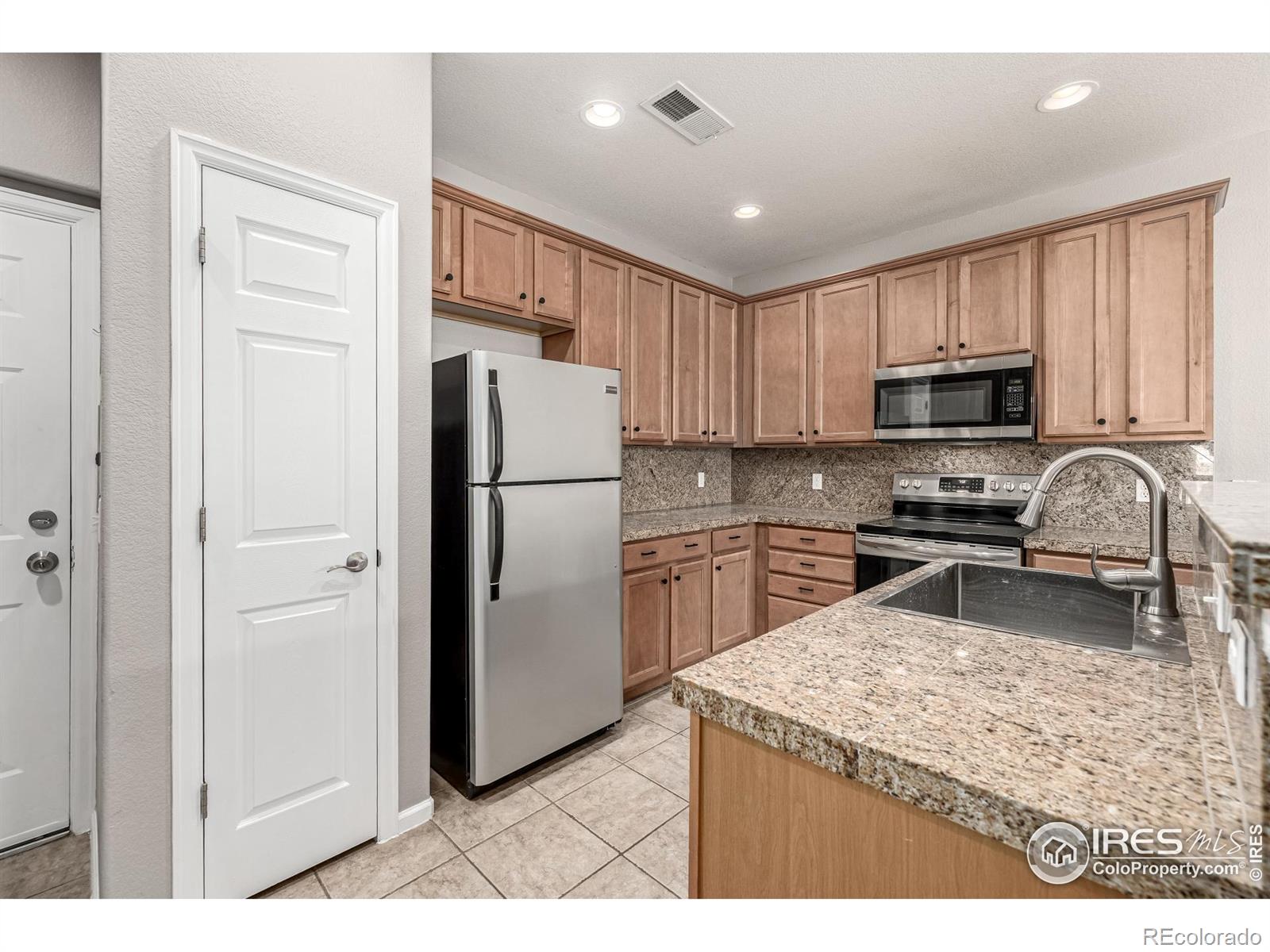 MLS Image #18 for 13024  grant circle,thornton, Colorado