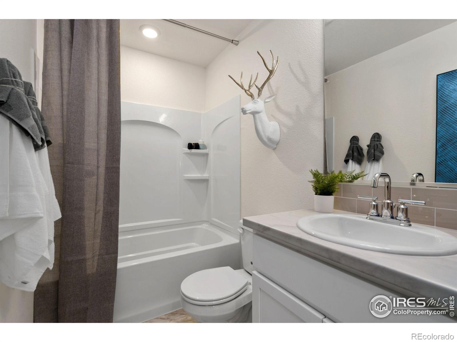 MLS Image #17 for 3925  kobuk street,evans, Colorado